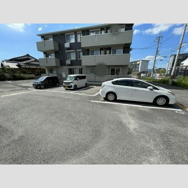 駐車場 (駐車場)