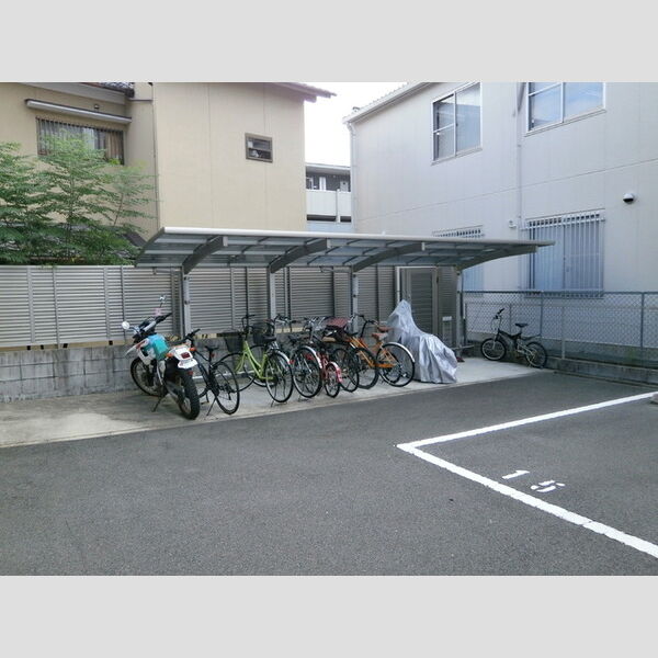 駐車場 (駐輪場1)