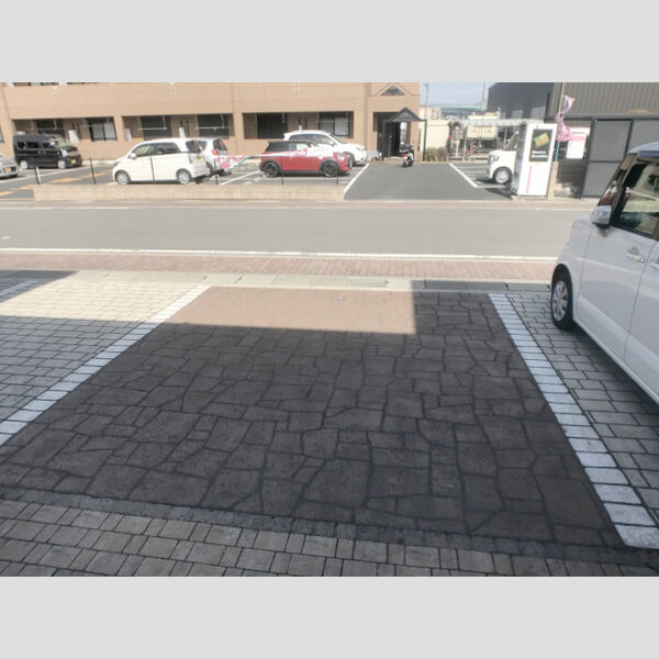 駐車場 (駐車場)
