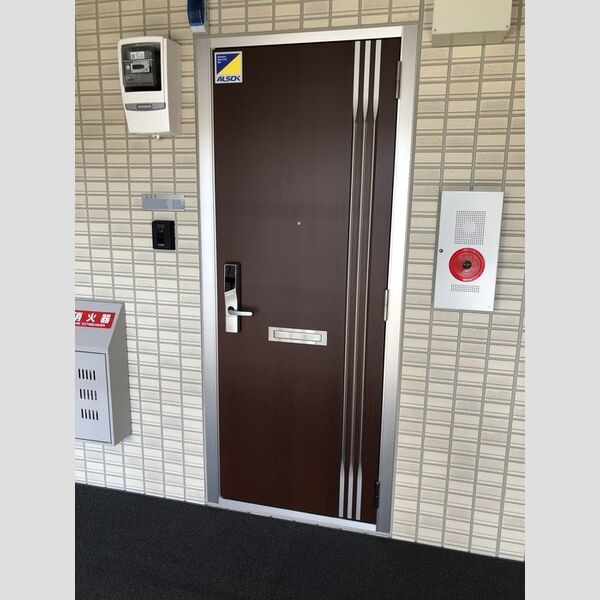エントランス (オートロック)