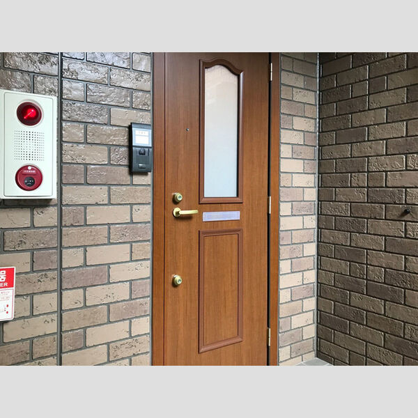 エントランス (エントランス)