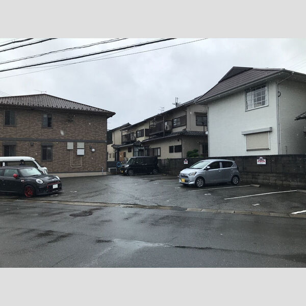 駐車場 (駐輪場)