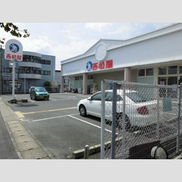 現地周辺 (西松屋桂店(775m))