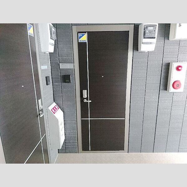 エントランス (エントランス　カードキー　オートロック)