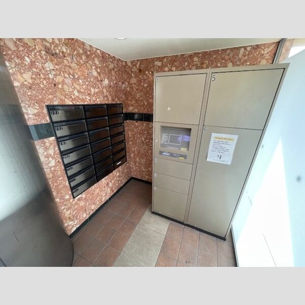 現地周辺 (宅配ボックス)