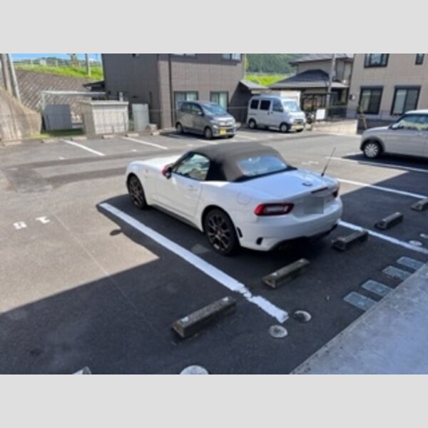 駐車場 (駐車場)