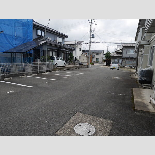 駐車場 (駐車場)