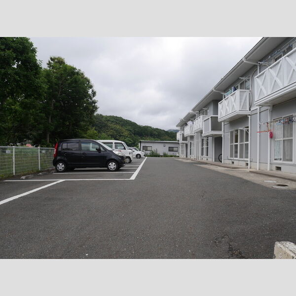 駐車場 (駐車場)