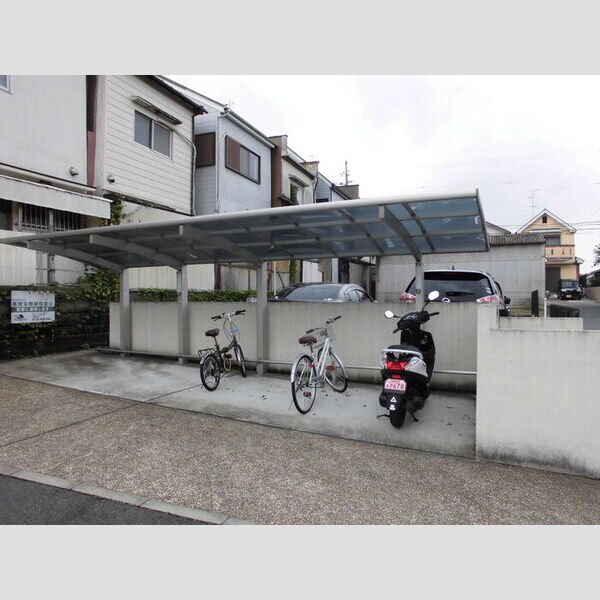 駐車場 (駐輪場)