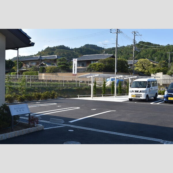 駐車場 (駐車場)