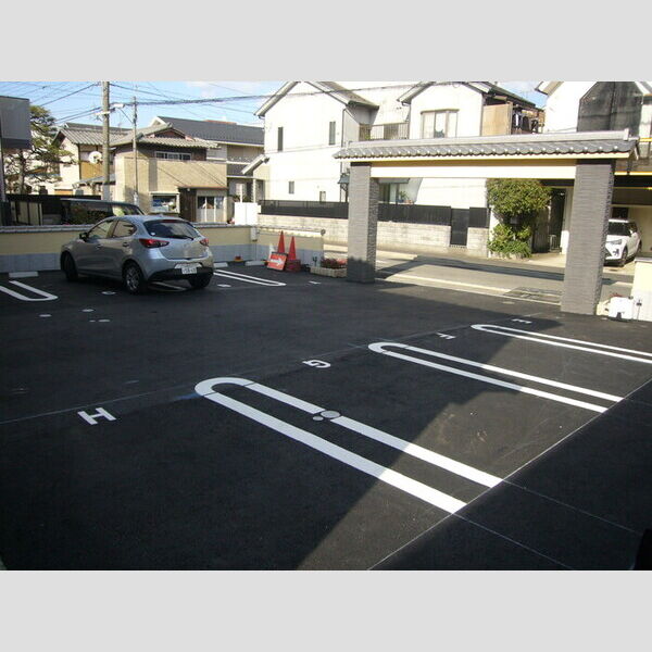 駐車場 (駐車場)