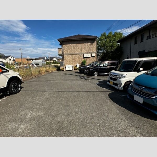 駐車場 (駐車場)