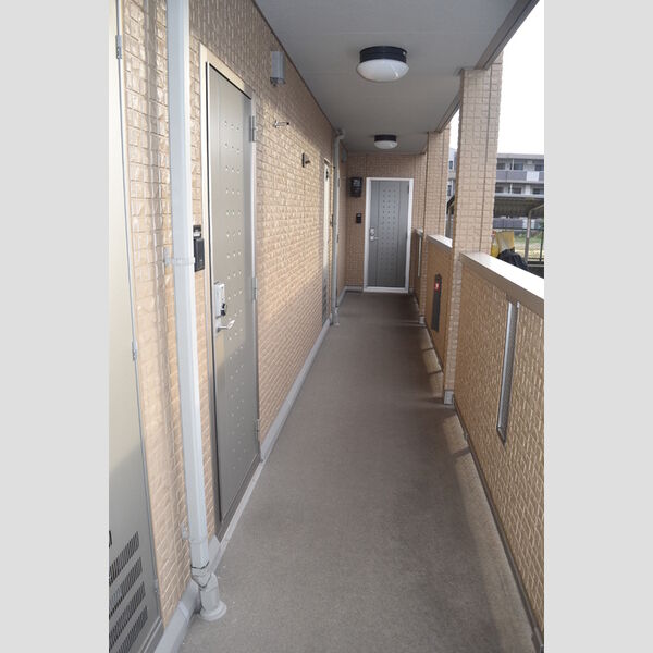 現地周辺 (廊下)
