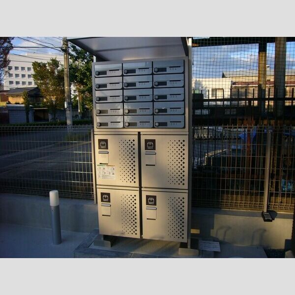 現地周辺 (郵便受け・宅配ボックス)