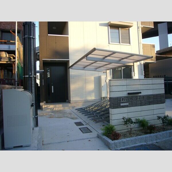 エントランス (エントランス)