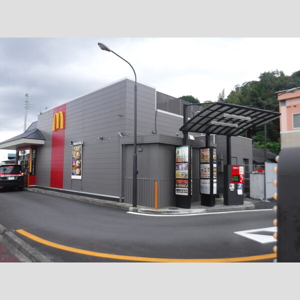 現地周辺 (マクドナルド27号綾部店(913m))