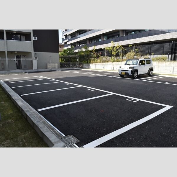 駐車場 (駐車場)
