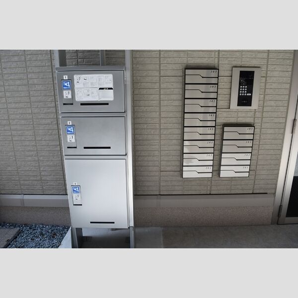 現地周辺 (オートロック)