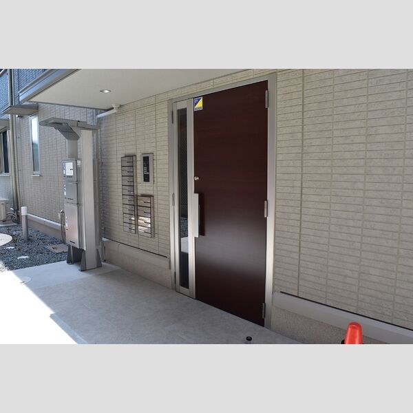 エントランス (エントランス)