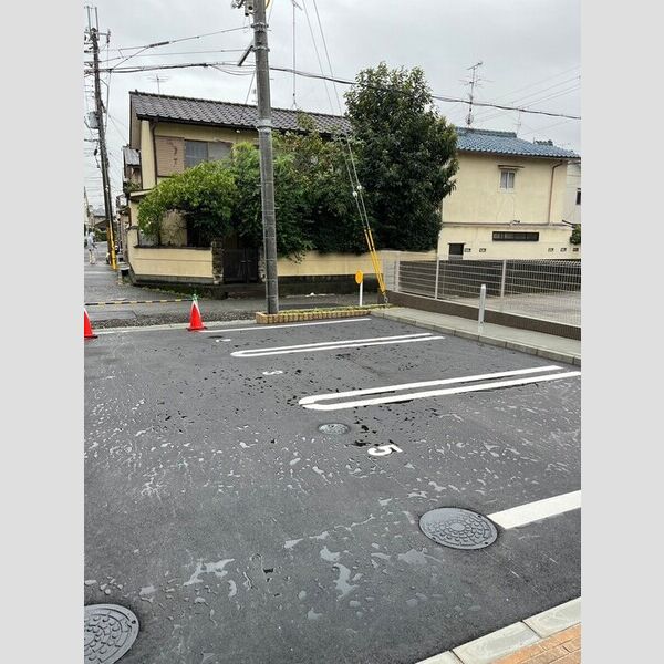 駐車場 (駐車場)
