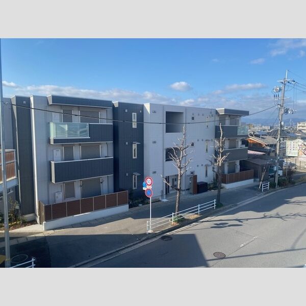 建物外観 (外観写真)