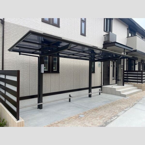 現地周辺 (駐輪場)