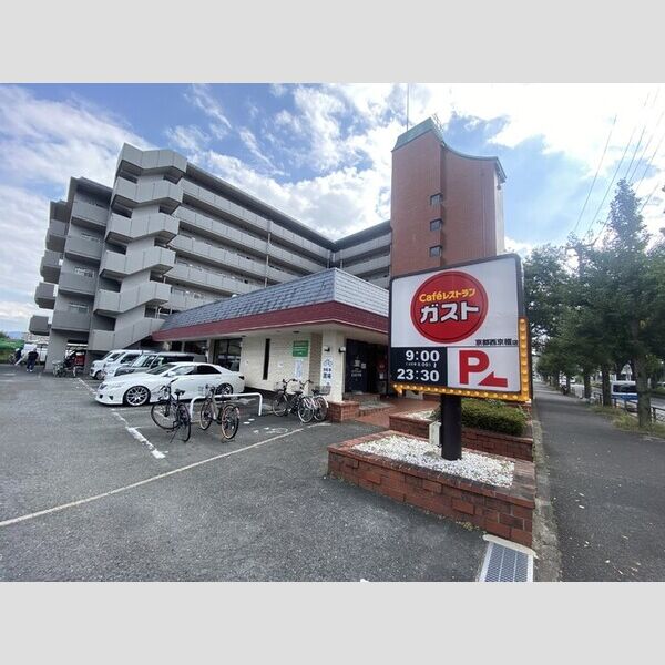 現地周辺 (ガスト京都西京極店(から好し取扱店)(561m))