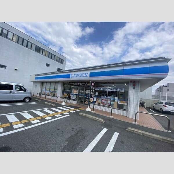 現地周辺 (ローソン天神川八条店(322m))