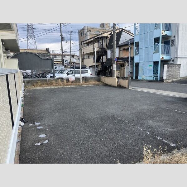 駐車場 (駐車場)