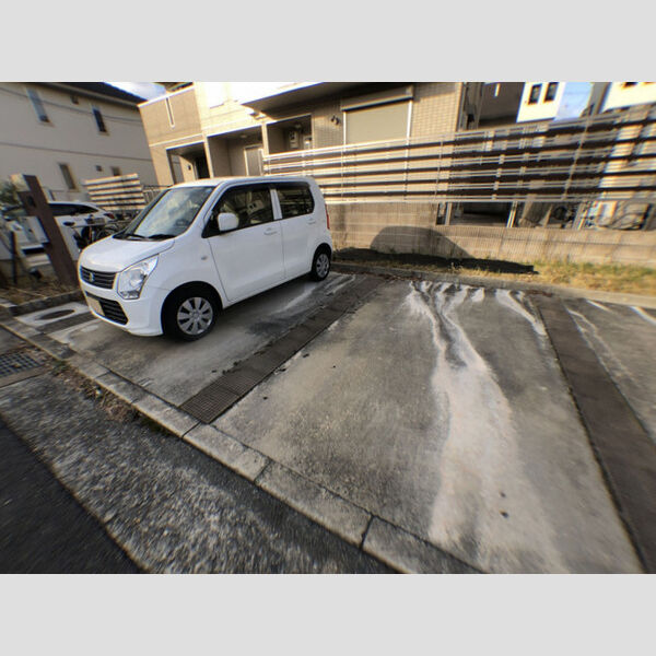 駐車場 (駐車場)