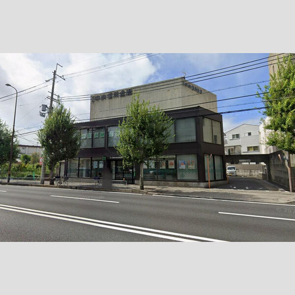現地周辺 (京都中央信用金庫西京極支店)