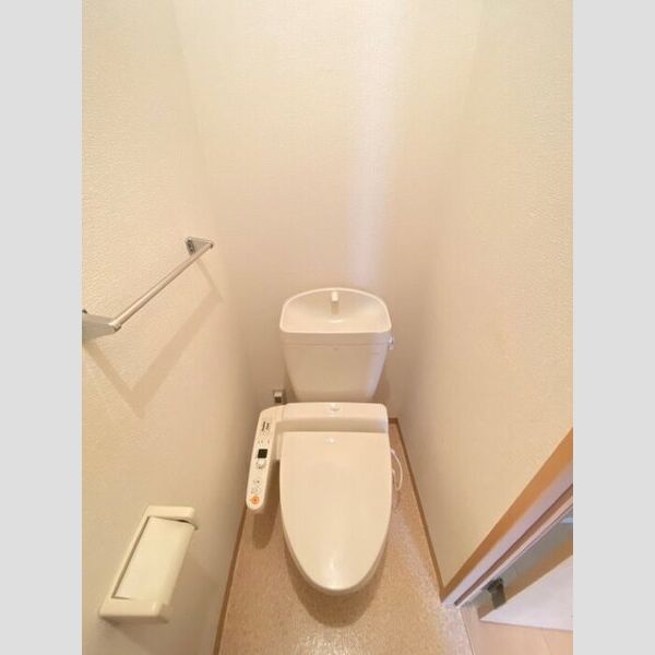 トイレ (温水洗浄暖房便座)