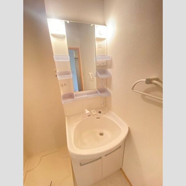 洗面所 (洗髪洗面化粧台)