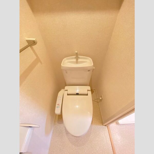 トイレ (温水洗浄暖房便座)