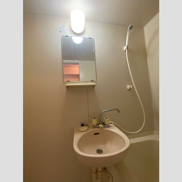 洗面所 (洗面台)