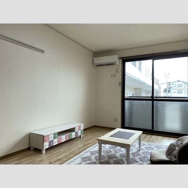 その他 (洋室※内観画像の家具は部屋には付随しません。)