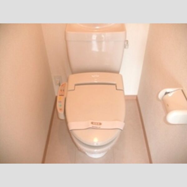 トイレ (102:温水洗浄便座)