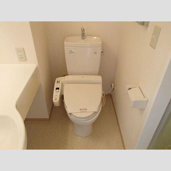 トイレ (温水洗浄暖房便座)