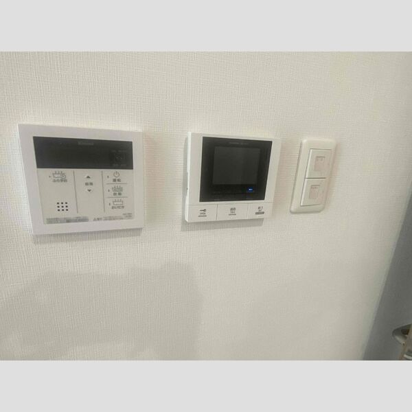 その他設備 (モニター付きインターホン)