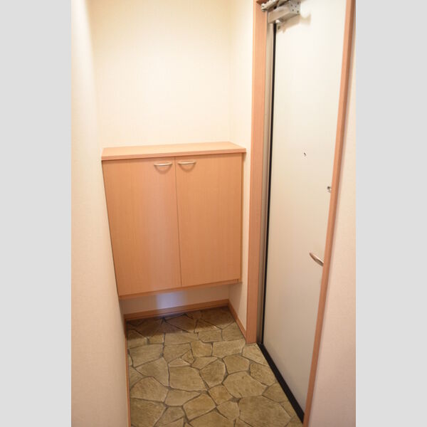 玄関 (玄関シューズボックス)