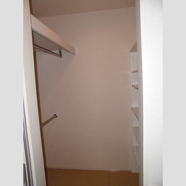 収納 (クローゼット)