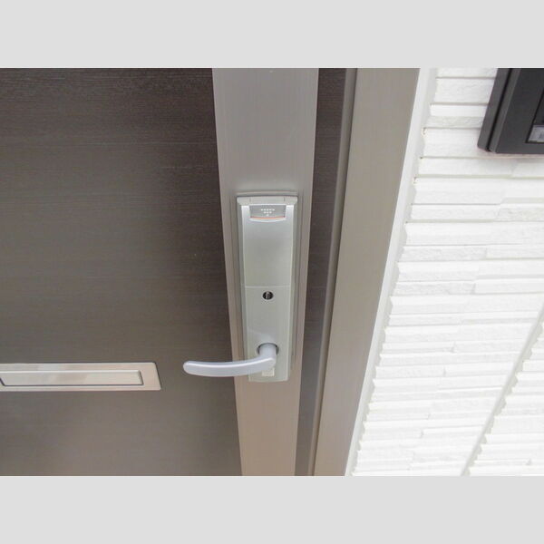 玄関 (カードキー)