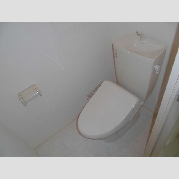 トイレ (温水洗浄暖房便座)