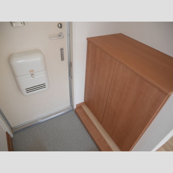 玄関 (玄関・下駄箱)