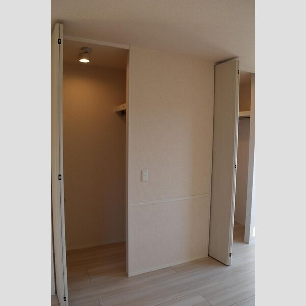 その他 (クローゼット)