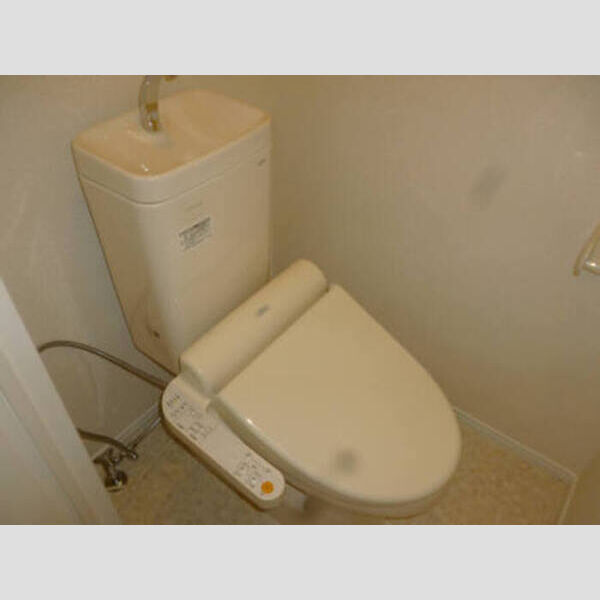 トイレ (102 温水洗浄便座)