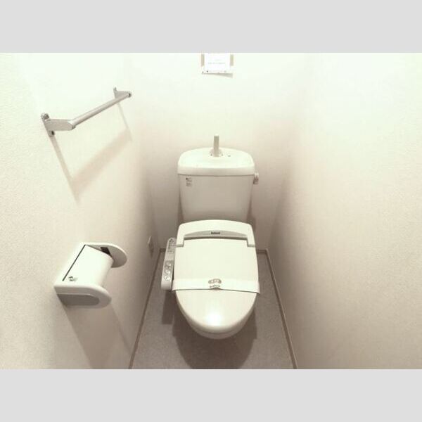 トイレ (温水洗浄便座)