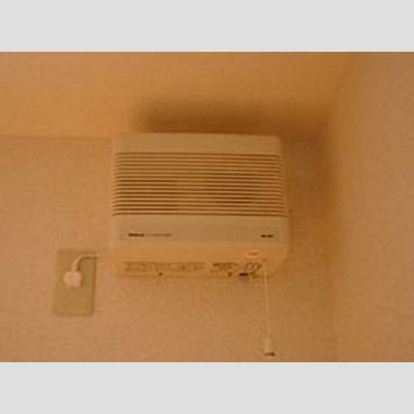 居室・リビング (居室換気扇)