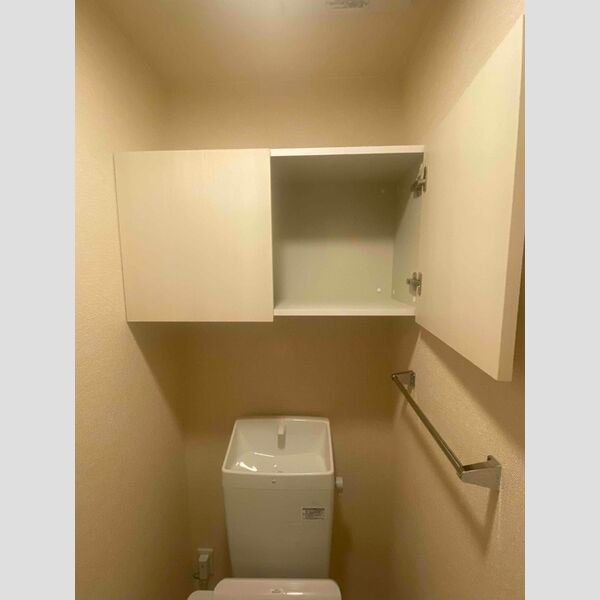 トイレ (収納)