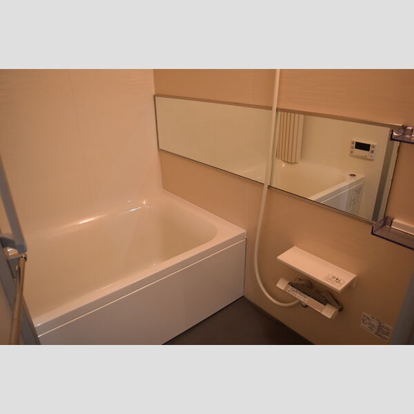 バス (浴室)